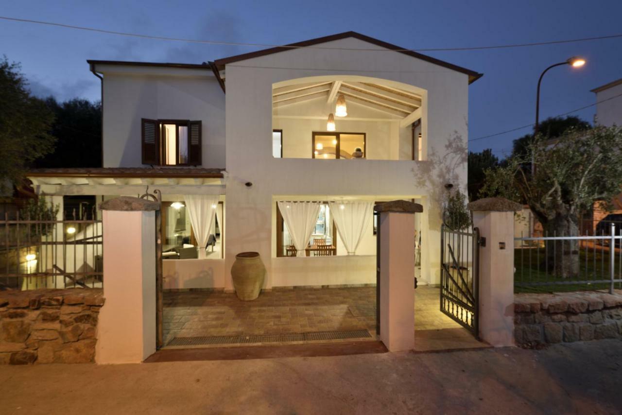 Ferienwohnung Grecale A Pochi Passi Dal Mare Santa Maria Navarrese Exterior foto